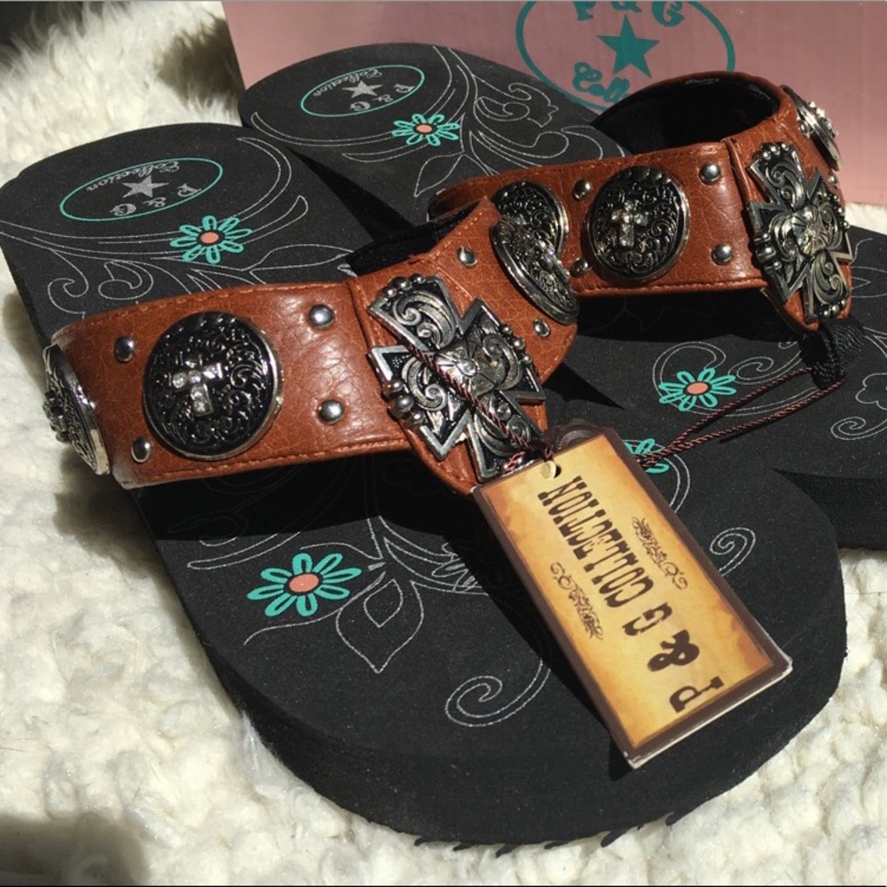 P&G Collection Wedge Sandals
